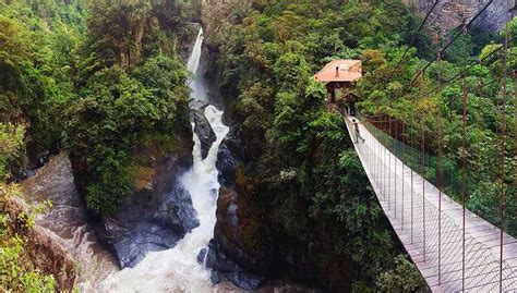 Baños de agua santa se encuentra en la provincia de tungurahua solamente a 180 km de quito y 35 km de ambato. Baños de Agua Santa, cascadas y aventura en Ecuador