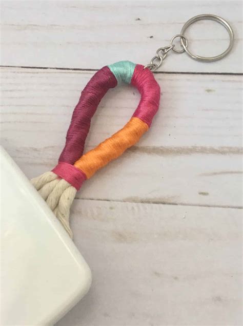 Diy Colorful Keychain Easy Step By Step Instructions Crafting On The Fly