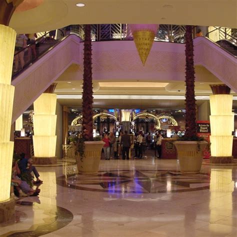 This application is for entertainment purposes only. Hollywood Casino