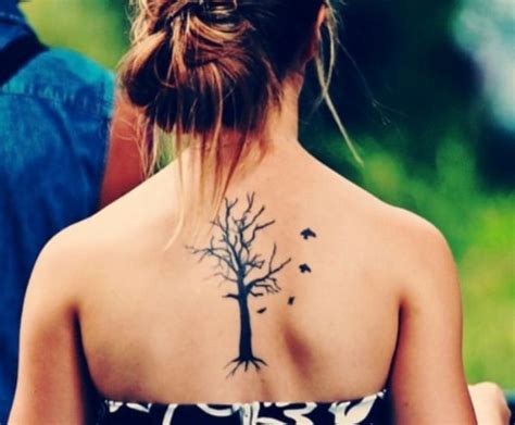 40 Amazing Female Tattoos On Back That You Wish You Had