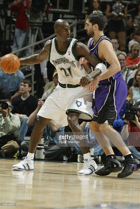 On His 28th Birthday 2004 Mvp Kevin Garnett Goes Off Sneaker History