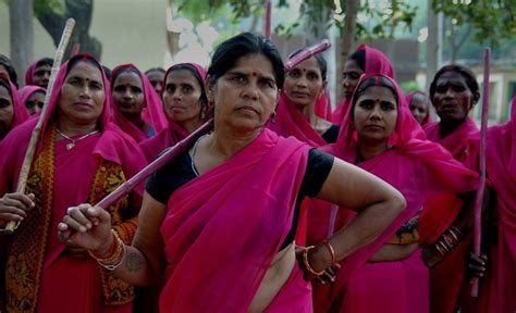 Meet The Gulabi Gang A Group Of Women In India Who Track Down And Beat