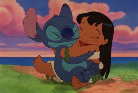 Who Wants A Hug Hug Time Stitch Lilo E Lilo And Stitch Disney