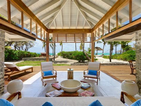 Four Private Luxury Filled Tropical Islands That You Can Totally Takeover