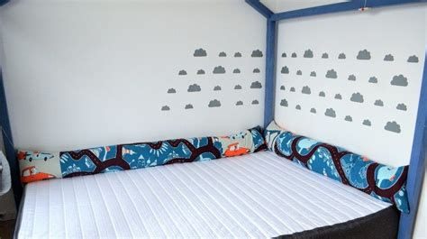 Ikea familienbett bauen wir zeigen wie es geht familien bett. Eine neue Bettumrandung für unser XXL-Hausbett ...