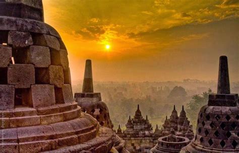 Sejarah Candi Borobudur Dan Harga Tiket Masuk Beserta Foto Candi Borobudur SITUS ILMUKU