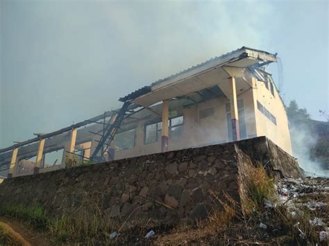 Lowongan kerja jombang terbaru november 2017. Ruang Kelas Terbakar, Siswa SMP Negeri 10 Cilegon Bakal ...