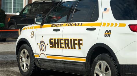 Sheriff: Hebron man dead after Boone County crash Saturday night