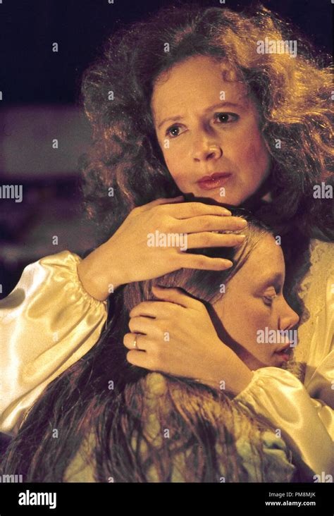 Piper Laurie Carrie High Resolution Stock Photography And Images Alamy