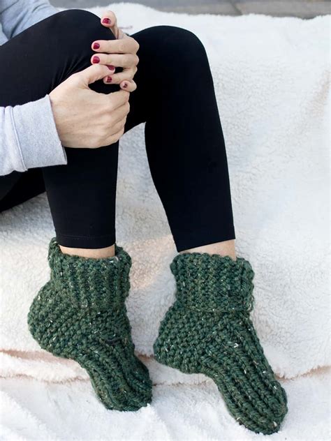 Flat Knit Slippers Knitting Pattern