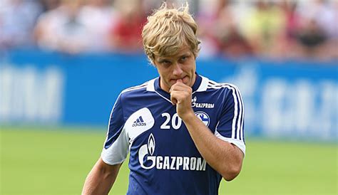 Schalkerleben‏ @schalkerleben 22 ч22 часа назад. Teemu Pukki startet in der Premier League durch: Für 500 ...