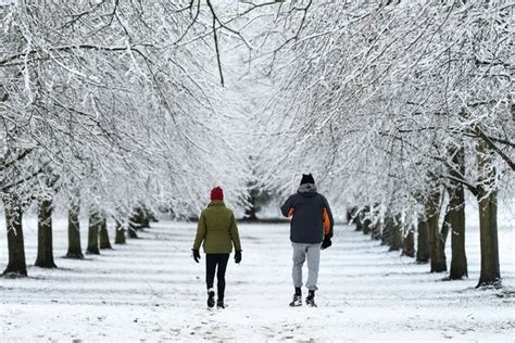 Yellow Warning For Snow In Coventry And Warwickshire When It Will Hit