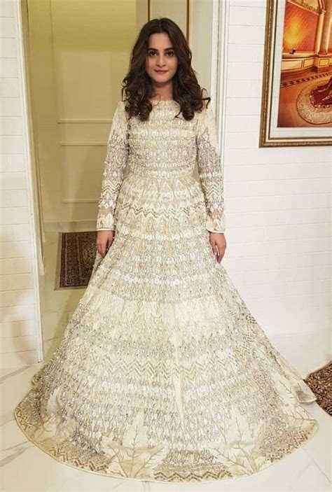 Pin By Mano👸 On Aineeb Pakistani Dresses Casual Pakistani Bridal