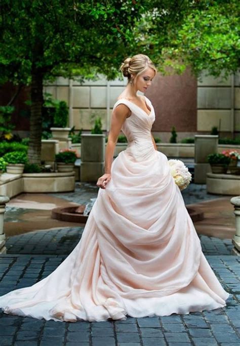 It worked bubbled up on the top of the ivory tablecloth to dress up the table. Top 18 Unique Blush Wedding Dress Designs - Spring Theme For Ceremony Day - Easy Idea