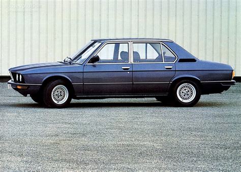 Bmw 5 series , years: BMW 5 Series (E12) - 1972, 1973, 1974, 1975, 1976, 1977, 1978, 1979, 1980, 1981 - autoevolution