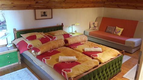 Békés megyének nagyjából a közepén lévő járási székhely, járási jogú város, 35000 lakossal. Éva Nyaraló | Orosháza-Gyopárosfürdő