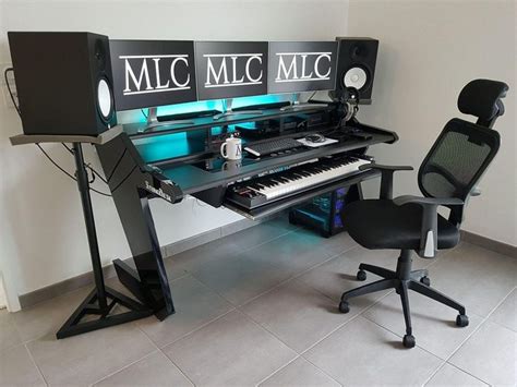 Music commander desk is crafted with special care to meet all ergonomic and practicality aspects with lacquering process used in our production is one of the best in the industry resulting with the perfect. Music Production Desk | Gallery| The desk you deserve-StudioDesk| Koper in 2020 | Music desk ...