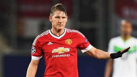 Bastian schweinsteiger is welcome to join the germany coaching staff, national team coach bastian schweinsteiger expects to shed a few tears on tuesday on his final bayern munich. Bastian Schweinsteiger Hits Back at Critics: I'm No Usain ...