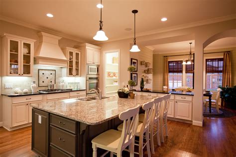 Example of a transitional kitchen pantry design in los angeles with shaker cabinets and white. kitchen designs for new homes | Kitchen Models Pictures ...