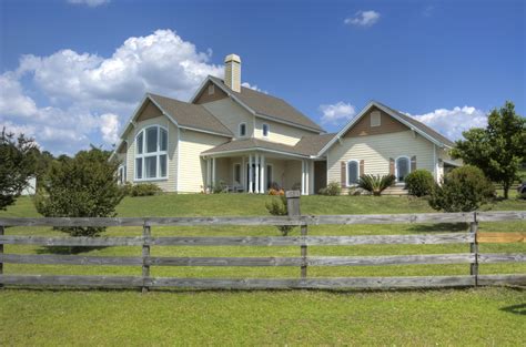 front1 - Gainesvilleian - Gainesville FL Real Estate