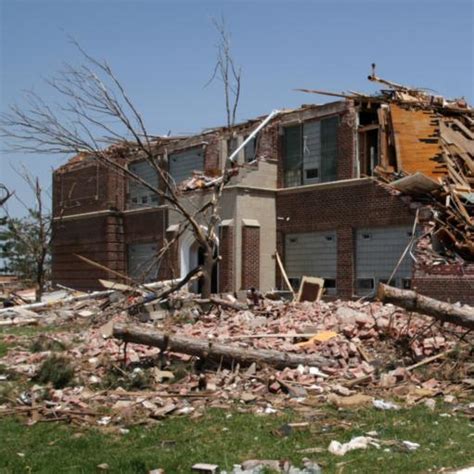 May 4 2007 Tornado Devastates Greensburg