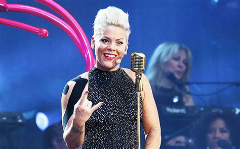 Pink explains why she turned down Super Bowl Halftime Show - The Tango