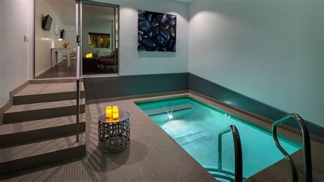 Nashville Hotel Room Spa Getaway Packages For Couples