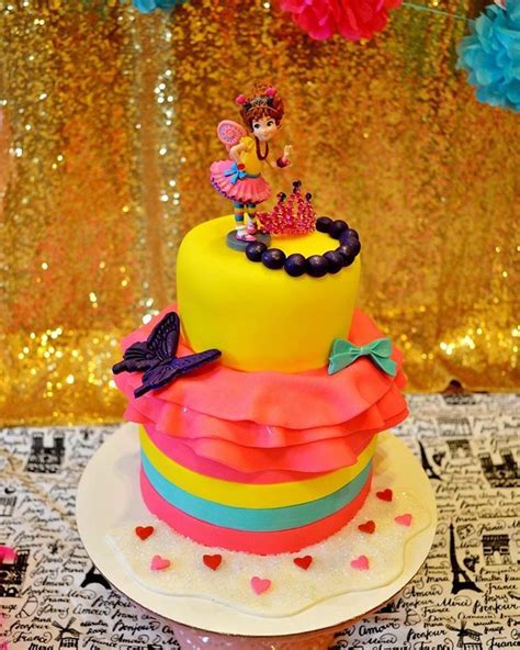 For The Girl Who Is One Hundred Percent Positively Fancy I Made This Parfait Fancy Nancy Cake