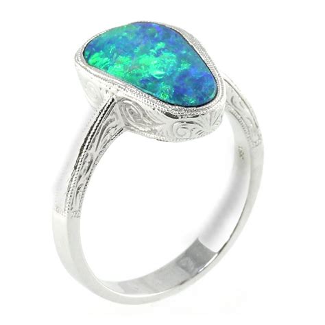 18ct White Gold Australian Opal Ring