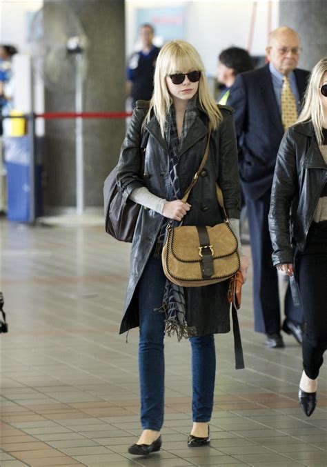 Emma Stone Throwbacks On Twitter March 6 2011 Emma At Lax Airport In Los Angeles California