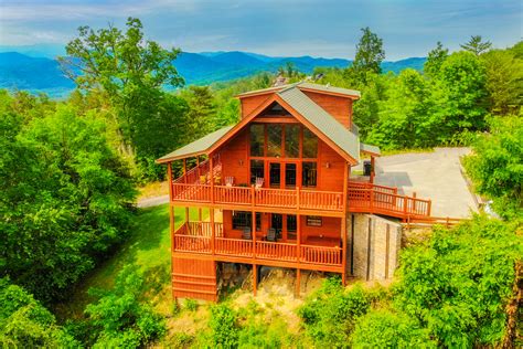 Radiant View 4 Bedroom Vacation Cabin Rental Sevierville Tn 134076