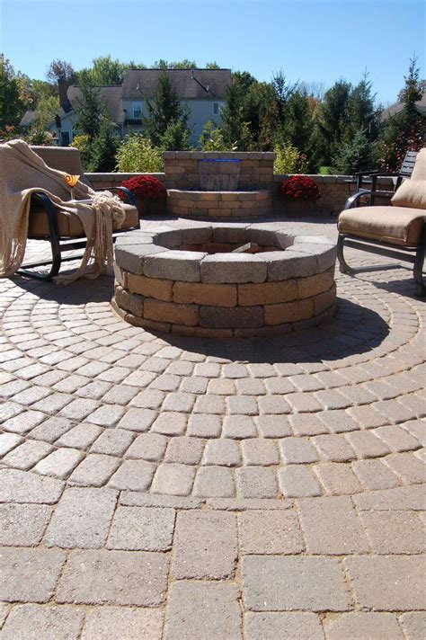How to build a firepit with castlewall block / salty tales: Stunning Welcome To Mansfield Brick U Supply ...