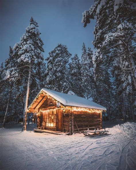 Teryworldwanderlust Dansmoe A Window To A Cozy World Cabin Winter