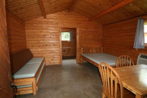Log cabins, lake houses, or homes with multiple bedrooms are just some of wide range of indiana vacation rentals available to suit the needs and budget of all travelers. IB Crow Cabin - Picture of Indiana Beach Camp Resort ...