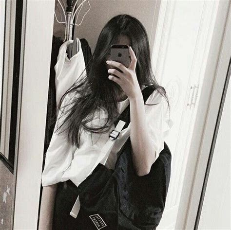 Pin By Lemon Zesst On Mirror Selfies Perempuan Gaya Rambut Korea
