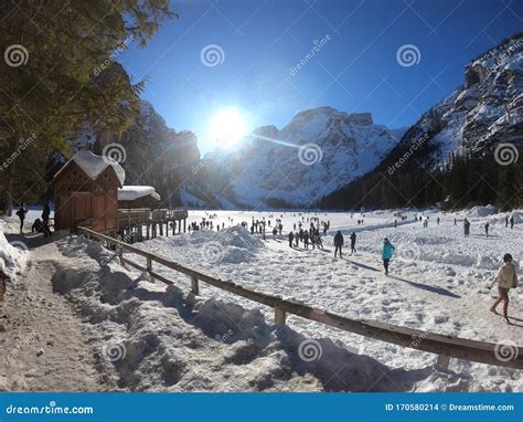 Lago Di Braies Gopro Inverno Editorial Stock Image Image Of Inverno