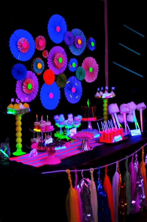 Karas Party Ideas Neon Glow In The Dark Teen Birthday Party Dance