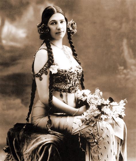Mata Hari The Naked Truth Of The Ww Spy Mata Hari Vintage Photos Hot