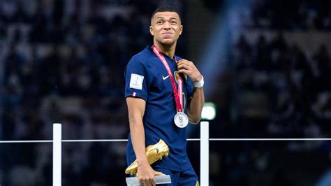 World Cup News Mbappe Wins World Cup Golden Boot With Eight Goals