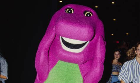 Barney The Dinosaur Has A New Look Its Freaking Out The Internet