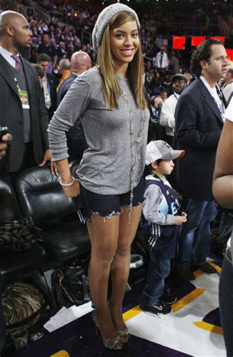Beyonce And Husband Jay Z Attend Nba All Star Basketball Game