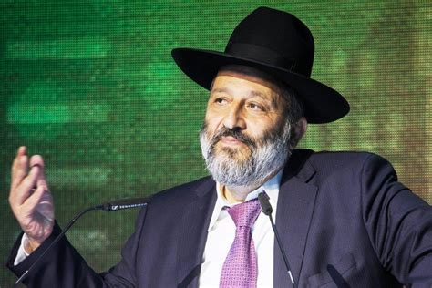 הרב אליהו זיני לדרעי: "המצב חמור יותר. אבל אתה לא ראוי ...