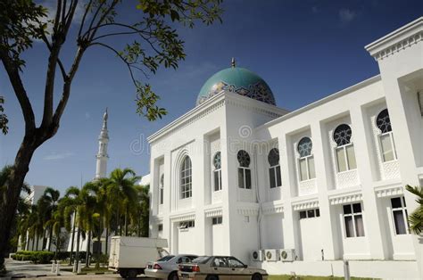 Bank islam asub kohas alor setar. Interior Of Al-Bukhari Mosque In Kedah Stock Photo - Image ...