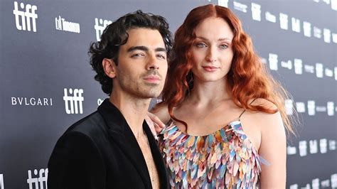 Denke An Dich Meint Joe Jonas Hiermit Ex Sophie Turner