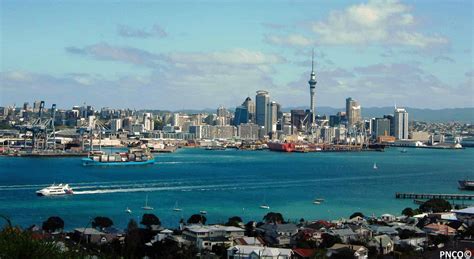 Auckland Highlights, Harbour Cruise & Sky Tower LT56