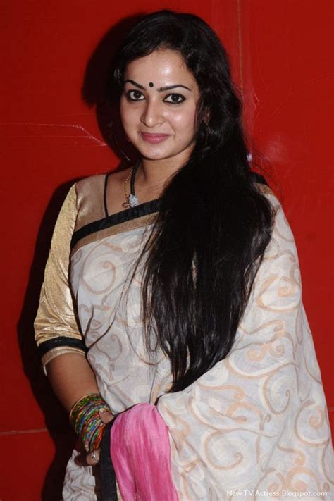 Anusha In Stunning Look Saree Photos