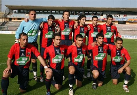 In their last 10 games cosenza calcio managed 2 wins, scoring 5 and conceding 1 goals on average. Serie D: il Cosenza Calcio si qualifica per la finale ...