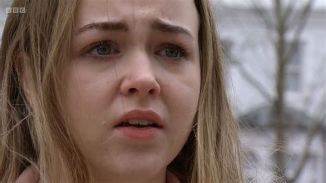 Eastenders Spoilers Devastating Scenes As A Broken Amy Mitchell