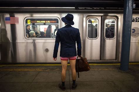 We did not find results for: Un dimanche en slip dans le métro