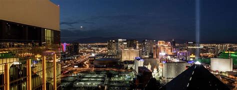 Skyfall Lounge Las Vegas See 180 Degree City View From The Lounge